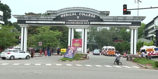 സര്‍ക്കാര്‍ മെഡിക്കല്‍ കോളേജുകളില്‍ ഇന്ന് അടിയന്തര ചികിത്സ മാത്രം; ഡോക്ടര്‍മാരുടെ സെക്രട്ടറിയേറ്റ് ധര്‍ണയും സത്യാഗ്രഹവും