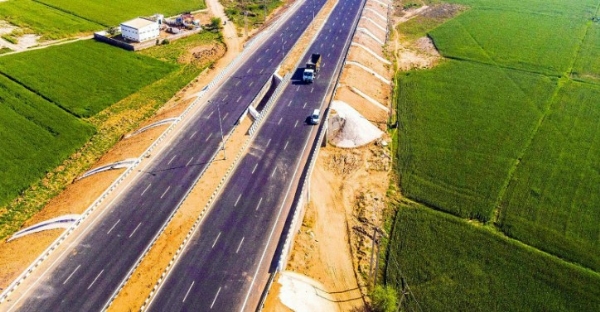 കേന്ദ്ര ബജറ്റ് 2026: മൂലധനച്ചെലവ് 12 ലക്ഷം കോടി കടന്നേക്കും; അടിസ്ഥാന സൗകര്യ വികസനത്തിന് ഊന്നൽ നൽകി കേന്ദ്ര സർക്കാർ