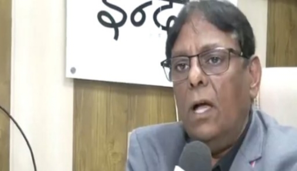 ഇൻഡോറിൽ കുടിവെള്ള മലിനീകരണം: സ്ഥിതിഗതികൾ നിയന്ത്രണവിധേയമെന്ന് ആരോഗ്യവകുപ്പ്; ഇൻഡോറിൽ കുടിവെള്ള മലിനീകരണം: സ്ഥിതിഗതികൾ നിയന്ത്രണവിധേയമെന്ന് ആരോഗ്യവകുപ്പ്;