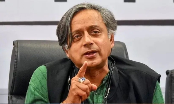 Sasi tharoor