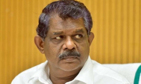 തൊണ്ടിമുതൽ കേസ്: ആന്റണി രാജു അയോഗ്യൻ