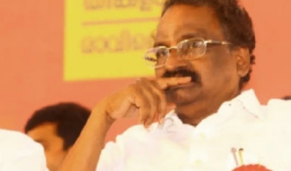 ‘ജമാഅത്തെ ഇസ്ലാമിയെ പറഞ്ഞാൽ ന്യൂനപക്ഷത്തിന് എതിരല്ല; മാറാട് ഓർമിപ്പിക്കുകയാണ് എ കെ ബാലൻ ചെയ്തത്’, മുഖ്യമന്ത്രി ‘ജമാഅത്തെ ഇസ്ലാമിയെ പറഞ്ഞാൽ ന്യൂനപക്ഷത്തിന് എതിരല്ല; മാറാട് ഓർമിപ്പിക്കുകയാണ് എ കെ ബാലൻ ചെയ്തത്’, മുഖ്യമന്ത്രി