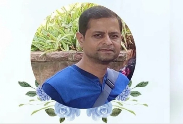 ബെംഗളൂരുവിൽ ഡിആർഡിഒ ശാസ്ത്രജ്ഞൻ ഫ്ലാറ്റിൽ നിന്ന് ചാടി മരിച്ചു; ജോലിയിലെ അമിത സമ്മർദ്ദമെന്ന് കുടുംബം ബെംഗളൂരുവിൽ ഡിആർഡിഒ ശാസ്ത്രജ്ഞൻ ഫ്ലാറ്റിൽ നിന്ന് ചാടി മരിച്ചു; ജോലിയിലെ അമിത സമ്മർദ്ദമെന്ന് കുടുംബം