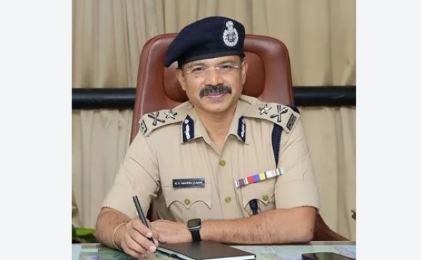 ചേരാനല്ലൂർ വാഹനാപകടം: പൊലീസിന്റെ ഗുരുതര വീഴ്ച; കൊച്ചി സിറ്റി പൊലീസ് കമ്മീഷണർക്ക് മാറ്റം, ആർ. നിശാന്തിനി പുതിയ കമ്മീഷണർ ചേരാനല്ലൂർ വാഹനാപകടം: പൊലീസിന്റെ ഗുരുതര വീഴ്ച; കൊച്ചി സിറ്റി പൊലീസ് കമ്മീഷണർക്ക് മാറ്റം, ആർ. നിശാന്തിനി പുതിയ കമ്മീഷണർ