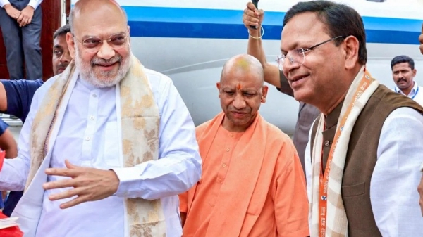 യുപിയിലെ ബിജെപി ഭരണം ‘അംഗദന്റെ കാൽപ്പാദം’ പോലെ; ഇളക്കാൻ ആർക്കും കഴിയില്ലെന്ന് അമിത് ഷാ യുപിയിലെ ബിജെപി ഭരണം ‘അംഗദന്റെ കാൽപ്പാദം’ പോലെ; ഇളക്കാൻ ആർക്കും കഴിയില്ലെന്ന് അമിത് ഷാ