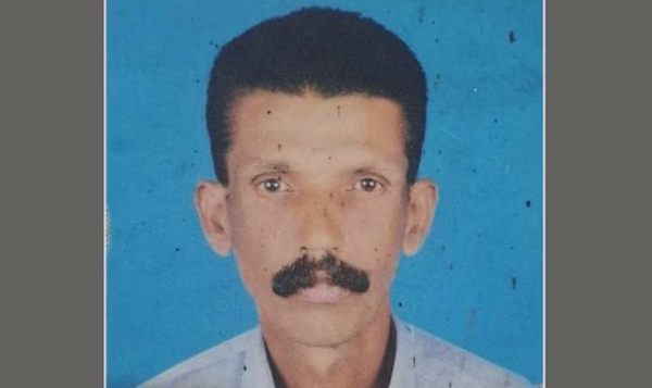 കണ്ണൂർ ജില്ലയിലെ നടുവിൽ പള്ളിത്തട്ടിന് സമീപം റബർ ടാപ്പിംഗ് തൊഴിലാളിയെ സ്വന്തം വീട്ടിനുള്ളിൽ മരിച്ച നിലയിൽ