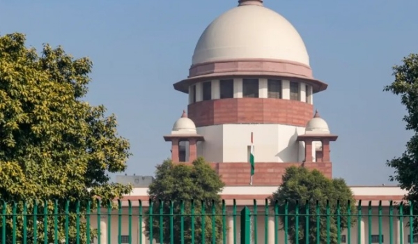 സംസ്ഥാനങ്ങൾ കടക്കെണിയിൽ, എന്നിട്ടും സൗജന്യങ്ങൾ; രാഷ്ട്രീയ പാർട്ടികളെ രൂക്ഷമായി വിമർശിച്ച് സുപ്രീം കോടതി സംസ്ഥാനങ്ങൾ കടക്കെണിയിൽ, എന്നിട്ടും സൗജന്യങ്ങൾ; രാഷ്ട്രീയ പാർട്ടികളെ രൂക്ഷമായി വിമർശിച്ച് സുപ്രീം കോടതി