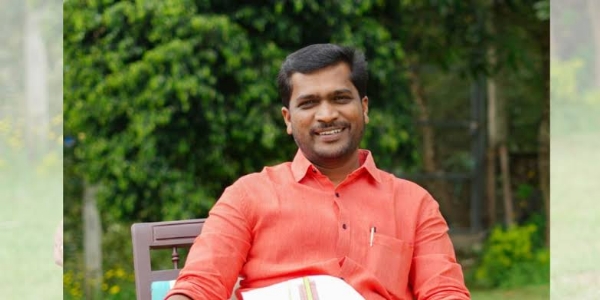 കയ്യും കാലും തല്ലിയൊടിക്കും’; വനിതാ തഹസിൽദാരെ ഭീഷണിപ്പെടുത്തി ദേവികുളം എംഎൽഎ എ. രാജ; വിവാദം പുകയുന്നു