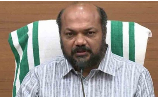 ശബരിമല സ്വർണ്ണക്കൊള്ള: തന്ത്രിയുടെ ജാമ്യവിധിയിൽ അസാധാരണത്വം; ഹൈക്കോടതിയെ സമീപിക്കാൻ എസ്ഐടി; വിമർശനവുമായി മന്ത്രി പി. രാജീവ്