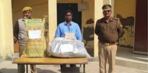 യുപിയിൽ മതപരിവർത്തന നിരോധന നിയമപ്രകാരം മലയാളി പാസ്റ്റർ അറസ്റ്റിൽ; നടപടി കാൺപൂരിലെ പ്രാർത്ഥനായോഗത്തിനിടെ യുപിയിൽ മതപരിവർത്തന നിരോധന നിയമപ്രകാരം മലയാളി പാസ്റ്റർ അറസ്റ്റിൽ; നടപടി കാൺപൂരിലെ പ്രാർത്ഥനായോഗത്തിനിടെ