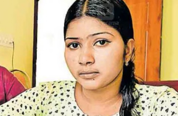 പ്ലസ്ടു വിദ്യാർത്ഥിനി രഞ്ജിനിയുടെ തുടർപഠനം പ്രതിസന്ധിയിൽ പ്ലസ്ടു വിദ്യാർത്ഥിനി രഞ്ജിനിയുടെ തുടർപഠനം പ്രതിസന്ധിയിൽ