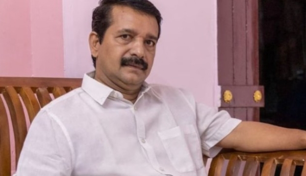 മലമ്പുഴയിൽ എ. സുരേഷ് വേണ്ടെന്ന് കോൺഗ്രസ് നേതാക്കൾ; കൈപ്പത്തി ചിഹ്നത്തിൽ സ്ഥാനാർത്ഥി വേണമെന്ന് ആവശ്യം ശക്തം