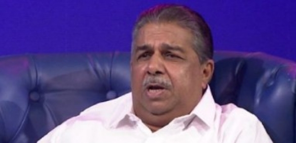 കാര്യങ്ങൾ പ്രേംകുമാറിനോട് വിശദീകരിച്ചിരുന്നു; ചലച്ചിത്ര അക്കാദമി വിവാദത്തിൽ മറുപടിയുമായി മന്ത്രി സജി ചെറിയാൻ കാര്യങ്ങൾ പ്രേംകുമാറിനോട് വിശദീകരിച്ചിരുന്നു; ചലച്ചിത്ര അക്കാദമി വിവാദത്തിൽ മറുപടിയുമായി മന്ത്രി സജി ചെറിയാൻ