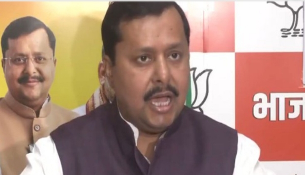 രാഹുൽ ഗാന്ധി വിദേശശക്തികളുടെ കളിപ്പാവ; നെഹ്റു-ഗാന്ധി കുടുംബം രാജ്യത്തെ ഒറ്റുകൊടുക്കുന്നുവെന്ന് നിതിൻ നബിൻ