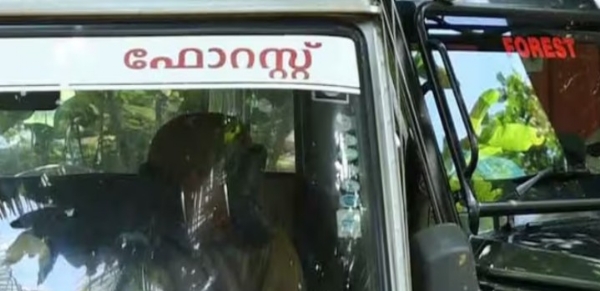 സർക്കാർ ഉത്തരവുകളെ ധിക്കരിച്ചു; കോന്നി റേഞ്ച് ഫോറസ്റ്റ് ഓഫീസർക്ക് സസ്പെൻഷൻ സർക്കാർ ഉത്തരവുകളെ ധിക്കരിച്ചു; കോന്നി റേഞ്ച് ഫോറസ്റ്റ് ഓഫീസർക്ക് സസ്പെൻഷൻ