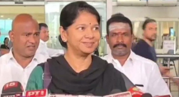 ഡിഎംകെയുടെ തിരഞ്ഞെടുപ്പ് പ്രകടനപത്രിക പത്ത് ദിവസത്തിനുള്ളിൽ പുറത്തിറക്കും: കനിമൊഴി എംപി ഡിഎംകെയുടെ തിരഞ്ഞെടുപ്പ് പ്രകടനപത്രിക പത്ത് ദിവസത്തിനുള്ളിൽ പുറത്തിറക്കും: കനിമൊഴി എംപി