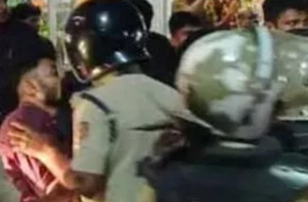 പുലി പതുങ്ങുന്നതുപോലെ പാഞ്ഞടുത്തു; കണ്ണൂരിലെ കെഎസ് യു പ്രതിഷേധത്തിൽ നടുക്കം രേഖപ്പെടുത്തി മന്ത്രി വീണാ ജോർജ്