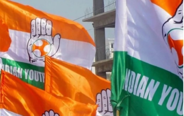 ഗണേഷ് കുമാറിനെതിരെ ഉയർന്നിട്ടുള്ള ഗുരുതരമായ ആരോപണങ്ങളുടെ പശ്ചാത്തലത്തിൽ, അദ്ദേഹത്തിന്റെ രാജി ആവശ്യപ്പെട്ട് സംസ്ഥാനവ്യാപകമായി ശക്തമായ പ്രതിഷേധവുമായി യൂത്ത് കോൺഗ്രസ്