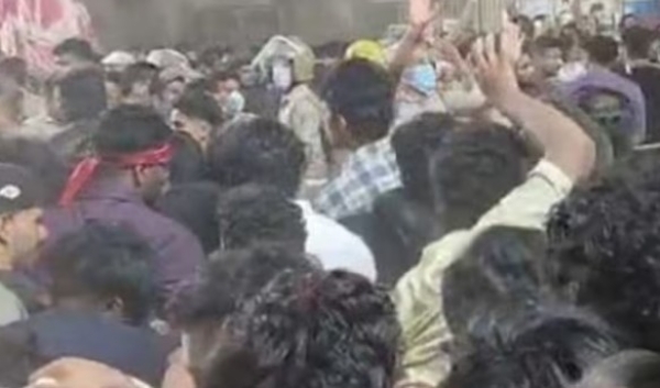 മുഴപ്പിലങ്ങാട് ക്ഷേത്രോത്സവത്തിനിടെ സിപിഎം- ബിജെപി സംഘർഷം; പോലീസ് ലാത്തിവീശി, പ്രദേശം സംഘർഷാവസ്ഥയിൽ