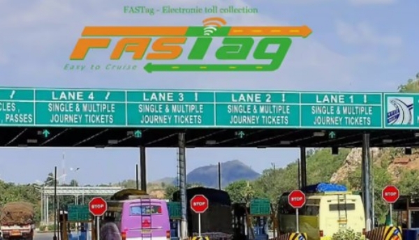 ഫാസ്ടാഗ് നിരക്കുകൾ വർദ്ധിപ്പിച്ചു: വാർഷിക പാസ് നിരക്ക് 3075 രൂപയാകും; പുതിയ നിരക്കുകൾ ഏപ്രിൽ 1 മുതൽ പ്രാബല്യത്തിൽ
