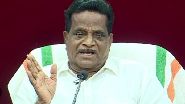 ടികെ ഗോവിന്ദനെ പുറത്താക്കാൻ സിപിഐഎം; മലപ്പട്ടത്ത് രാഷ്ട്രീയ വിശദീകരണ യോഗം