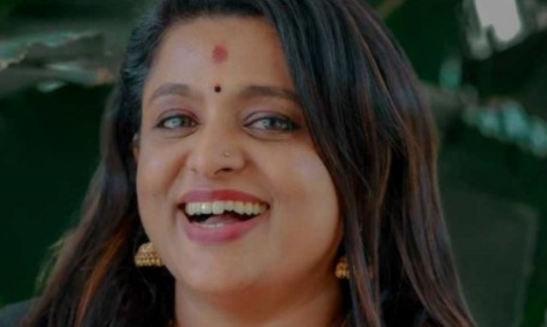 ഏറ്റുമാനൂരിൽ അങ്കത്തിന് നടി വീണ നായർ; ട്വന്റി ട്വന്റി സ്ഥാനാർത്ഥിയായി മത്സരിക്കും