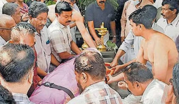 പശ്ചിമേഷ്യൻ യുദ്ധം വിമാനയാത്ര മുടക്കി; സഹോദരനെ അവസാനമായി കാണാനാവാതെ പ്രസുലാൽ; ശ്യാംലാലിന് നാടിന്റെ കണ്ണീരോടെ വിട