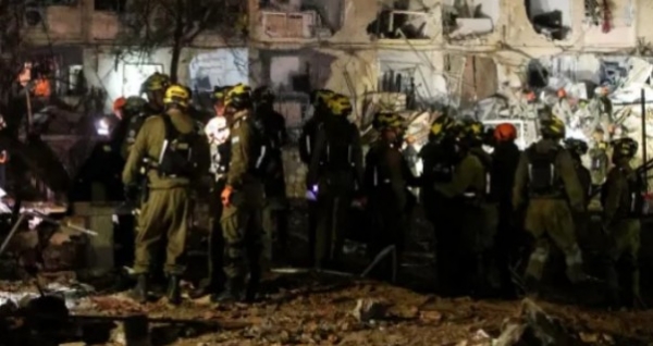 ഇസ്രയേലിനെതിരെ ആക്രമണം കടുപ്പിച്ച് ഇറാൻ; ഡിമോണയിലെ ആണവ ഗവേഷണ കേന്ദ്രത്തിന് നേരെ മിസൈൽ വർഷം