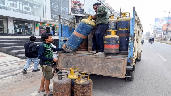 LPG GAS CRISIS INDIA