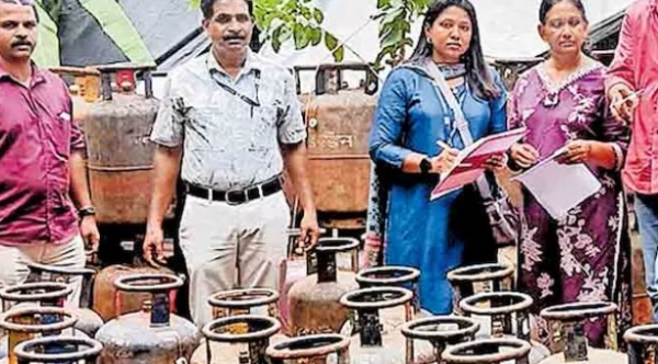 പന്തീരാങ്കാവിൽ വൻ ഇന്ധന വേട്ട: അനധികൃതമായി സൂക്ഷിച്ച ഗ്യാസ് സിലിണ്ടറുകൾ പിടികൂടി