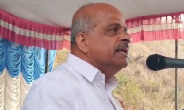 ധീരജിന്റെ കൊലപാതകം സി.പി.ഐ.എം കോൺഗ്രസിന്റെ തലയിൽ കെട്ടിവെച്ചു; വിവാദ വെളിപ്പെടുത്തലുമായി മുൻ ഇടുക്കി ഡി.സി.സി പ്രസിഡന്റ് സി.പി. മാത്യു