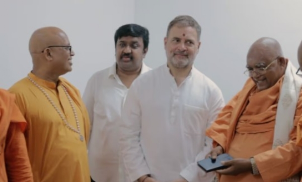 പിന്നാക്ക സമുദായങ്ങളെ ജയസാധ്യതയുള്ള മണ്ഡലങ്ങളിൽ മത്സരിപ്പിക്കണം; രാഹുൽ ഗാന്ധിയോട് രേഖാമൂലം ആവശ്യപ്പെട്ട് ശിവഗിരി മഠം