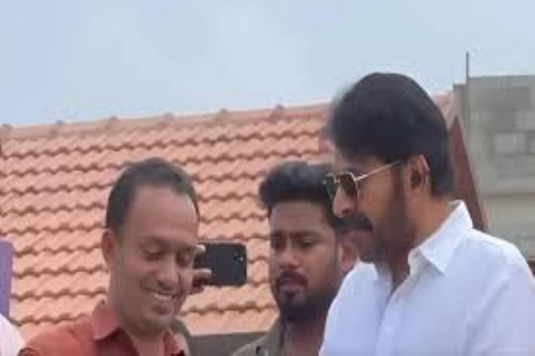 മമ്മൂട്ടിയുടെ വയനാട് സന്ദർശനം: സിപിഎം ജില്ലാ സെക്രട്ടറിക്കെതിരെ പാർട്ടിയിൽ അതൃപ്തി; അനാവശ്യ വിവാദമെന്ന് വിമർശനം