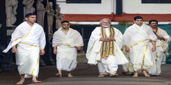 പ്രധാനമന്ത്രി കേരളത്തിൽ നാളെ നാല് ലക്ഷം പേരുമായി സംവദിക്കും
