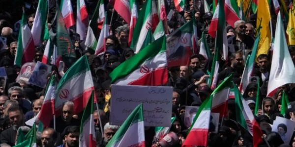 ലബനനിൽ വെടിനിർത്തൽ ഇല്ലാതെ ചർച്ചകൾക്കില്ല; യുഎസുമായുള്ള സമാധാന നീക്കങ്ങളിൽ നിന്ന് പിന്മാറുമെന്ന് ഇറാൻ്റെ ഭീഷണി