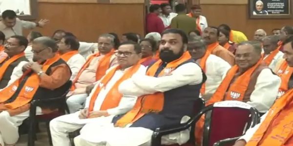 ബീഹാറിൽ സുവർണ്ണ ചരിത്രം; സാമ്രാട്ട് ചൗധരി ബിജെപി നിയമസഭാ കക്ഷി നേതാവ്; അടുത്ത മുഖ്യമന്ത്രിയായി സത്യപ്രതിജ്ഞ ചെയ്യും