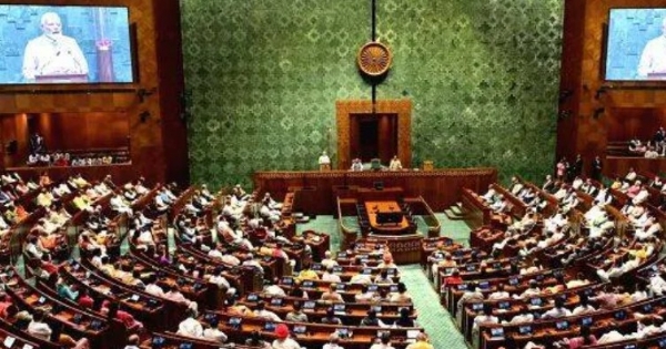 വനിതാ സംവരണ ബിൽ പാർലമെന്റിൽ; ലോക്സഭാ സീറ്റുകൾ 850 ആക്കും; ചരിത്രപരമായ മാറ്റത്തിനൊരുങ്ങി രാജ്യം