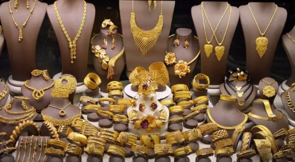 gold rate hiked kerala July 02