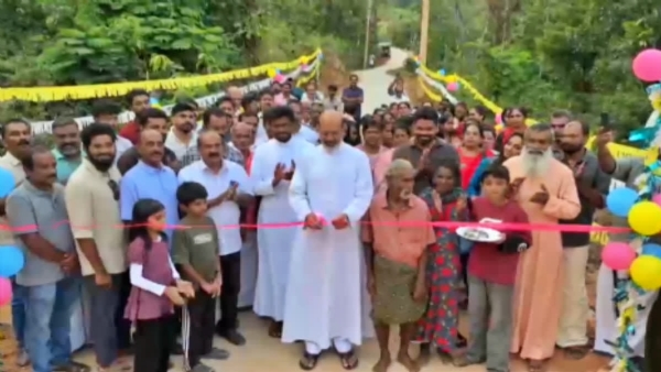 LOCAL ROAD KAKKADAMPOYIL