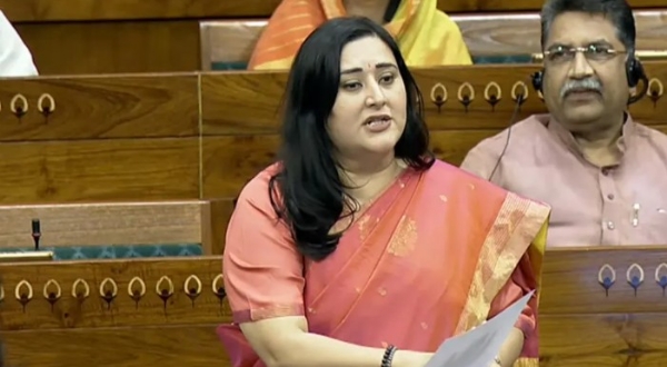 പാർലമെന്റിൽ ഇന്ന് തീപാറും പോരാട്ടം; വനിതാ സംവരണ ബില്ലും മണ്ഡല പുനർനിർണ്ണയ ബില്ലും ഇന്ന് അവതരിപ്പിക്കും; കേന്ദ്ര നീക്കത്തിനെതിരെ പ്രതിപക്ഷം