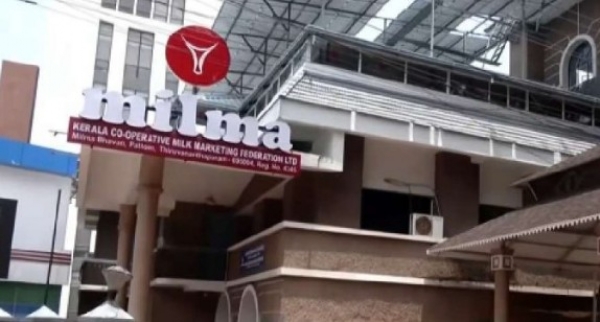 സംസ്ഥാനത്ത് പാൽ വില വർധനയ്ക്ക് സാധ്യത; മിൽമ വീണ്ടും സർക്കാരിനെ സമീപിക്കുന്നു