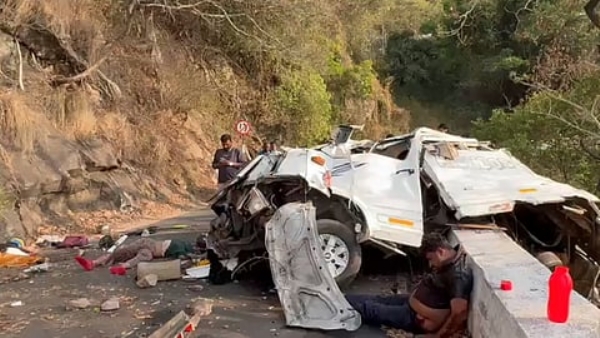 വാൽപ്പാറ അപകടം: പോസ്റ്റ്മോർട്ടം നടപടികൾ പൂർത്തിയായി; മൃതദേഹങ്ങൾ ഇന്ന് മലപ്പുറത്തെത്തിക്കും