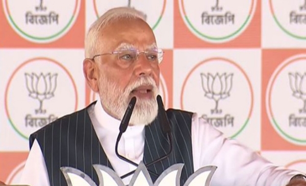 സ്ത്രീകളെ ടി.എം.സി വഞ്ചിച്ചു: ലോക്സഭയിൽ ബിൽ പരാജയപ്പെട്ടതിന് പിന്നാലെ മമത ബാനർജിക്കെതിരെ ആഞ്ഞടിച്ച് പ്രധാനമന്ത്രി മോദി