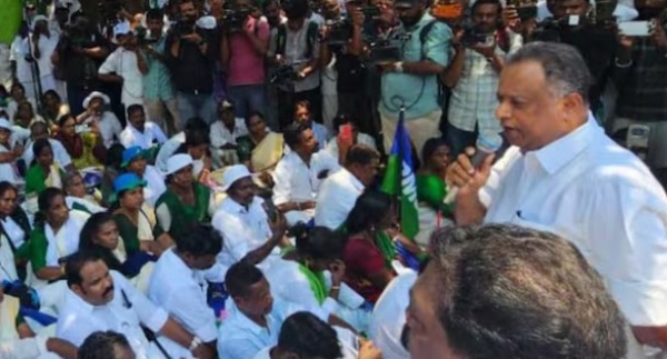 ലോൺ ആപ്പ് കെണി: അധ്യാപകരെയും കോളജിനെയും സംരക്ഷിക്കാൻ ശ്രമം; വിഷ്ണുവിന്റെ പരാതി അവഗണിച്ചെന്ന് പുനലൂർ ശ്രീകുമാർ