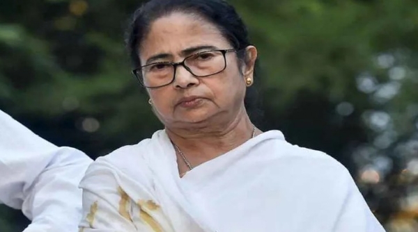 സംവിധാനങ്ങളെയാകെ അപകടത്തിലാക്കി; മമത ബാനർജിക്കെതിരെ സുപ്രീംകോടതിയുടെ രൂക്ഷവിമർശനം; വോട്ടെടുപ്പിന് തൊട്ടുതലേദിവസം ബംഗാളിൽ രാഷ്ട്രീയ പ്രകമ്പനം