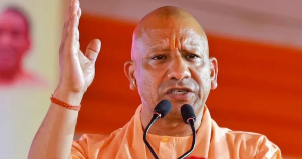 ബംഗാളിനെ വ്യവസായങ്ങളുടെ ശ്മശാനമാക്കി തൃണമൂൽ മാറ്റി; മമത സർക്കാരിനെതിരെ കൊൽക്കത്തയിൽ ആഞ്ഞടിച്ച് യോഗി ആദിത്യനാഥ്