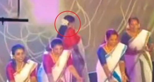 കോഴിക്കോട് ക്ഷേത്രോത്സവത്തിനിടെ നടുക്കം: നൃത്തം ചെയ്യുന്നതിനിടെ വീട്ടമ്മ കുഴഞ്ഞുവീണു മരിച്ചു