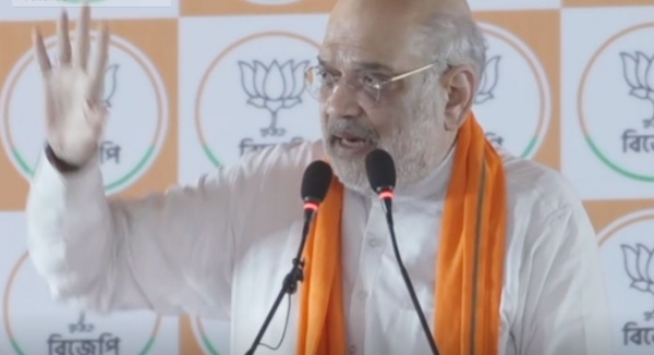 മമതയുടെ അഴിമതിക്കാർ ഒരാളും രക്ഷപ്പെടില്ല; ബംഗാളിൽ ആഞ്ഞടിച്ച് അമിത് ഷാ, പശുക്കടത്ത് തടയാൻ പ്രത്യേക സ്ക്വാഡ് വരുമെന്നും പ്രഖ്യാപനം