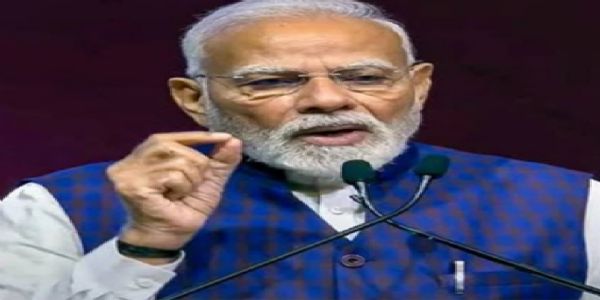 വോട്ട് തരൂ,നിങ്ങള്ക്ക് സ്വാതന്ത്ര്യം തരാം; ബംഗാള് പ്രചരണത്തില് സജീവമായി പ്രധാനമന്ത്രി