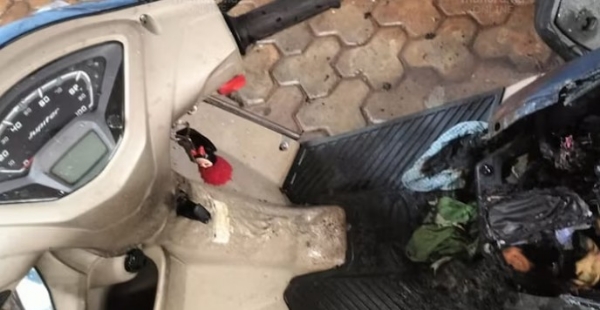 അധികൃതരുടെ പിഴവ്: കത്തിനശിച്ച ബൈക്കിന് ട്രാഫിക് പിഴ; കേസ് ജില്ലാ കോടതിയിൽ